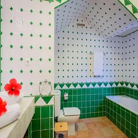 빌라 Magnificent Portugal 7 Bedrooms Mouraria 16 Billiards Table Private Pool Carvoeiro