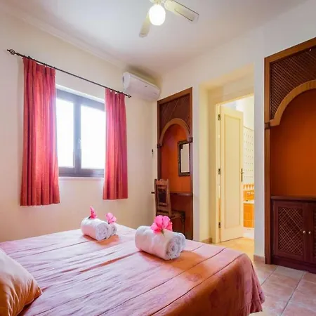 빌라 Magnificent Portugal 7 Bedrooms Mouraria 16 Billiards Table Private Pool Carvoeiro