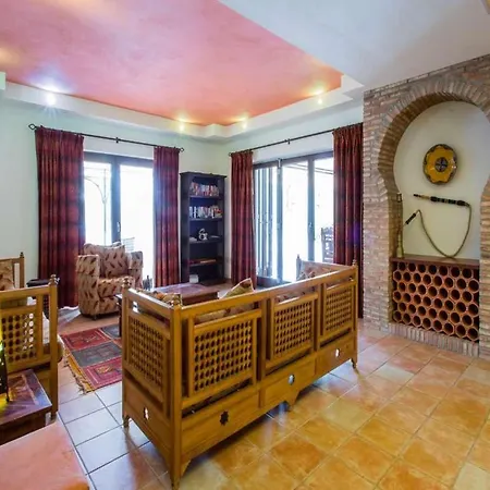 Villa Magnificent Portugal 7 Bedrooms Mouraria 16 Billiards Table Private Pool Carvoeiro *