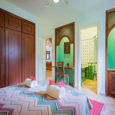 Magnificent Portugal 7 Bedrooms Mouraria 16 Billiards Table Private Pool Carvoeiro