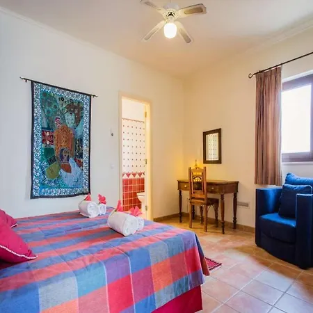 Villa Magnificent Portugal 7 Bedrooms Mouraria 16 Billiards Table Private Pool Carvoeiro *